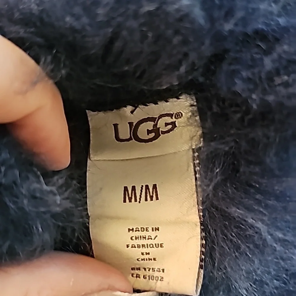 UGG Black LEATHER GLOVES  REAL FUR Blue W/ Shearling cuffs size medium